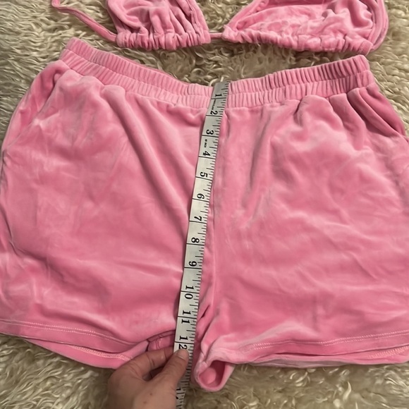 Fashion Nova 3 pieces Set - Picture 6 of 16